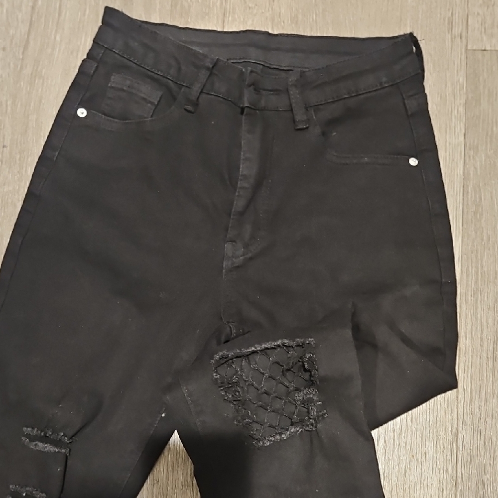 Black Distressed Jeans